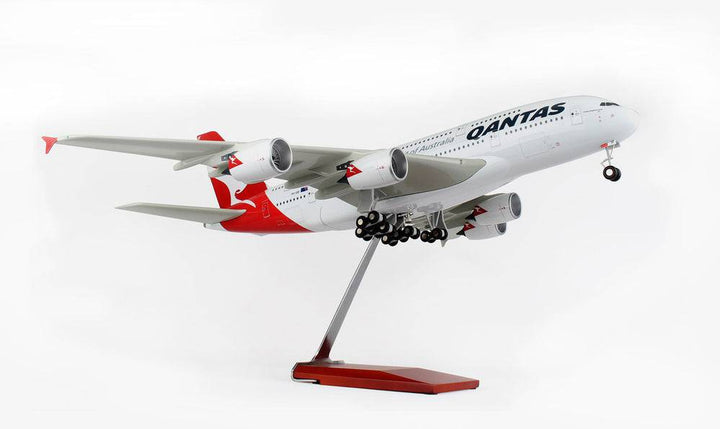 Skymarks - 1/100 A380-800 Qantas