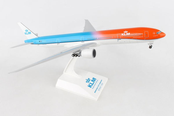 1/200 KLM 777300EROrange Pride