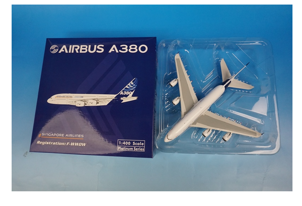 1/400 A380800 Airbus Flying 350 engine