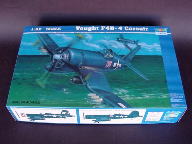 Trumpeter - Trumpeter 02222 1/32 US Vought F4U-4 Corsair