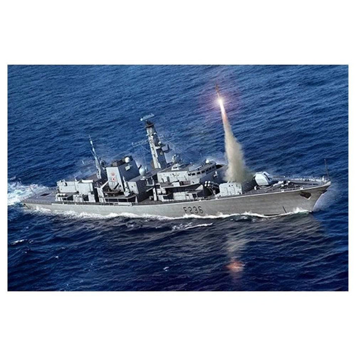 Trumpeter - Trumpeter 06720 1/700 HMS TYPE 23 Frigate ? Montrose(F236) Plastic Model Kit