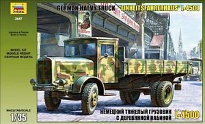 1/35 German Heavy Truck WWII EINHEITSFAHRERHAUS L4500  Plastic Model Kit